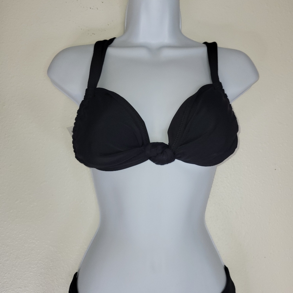 Black Bikini Set - Picture 2 of 16